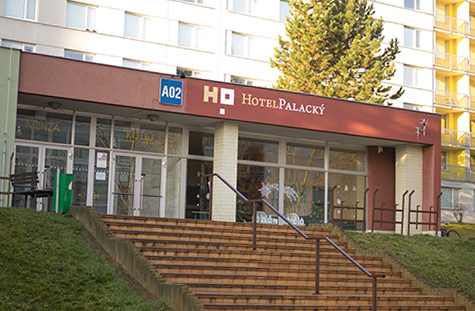 Vazbič na kolejích pod Palackého vrchem